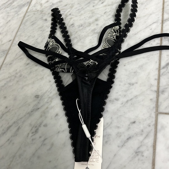 For Love and Lemons Black Thong Floral Sz Small - Picture 4 of 5